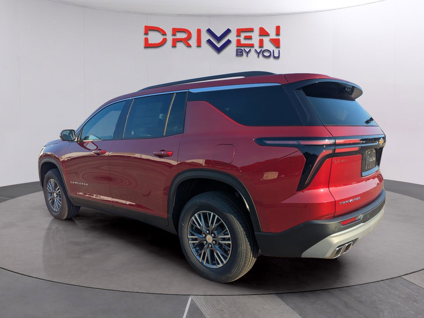 New 2026 Chevrolet Traverse LT w/ Driver Confidence Package image 3
