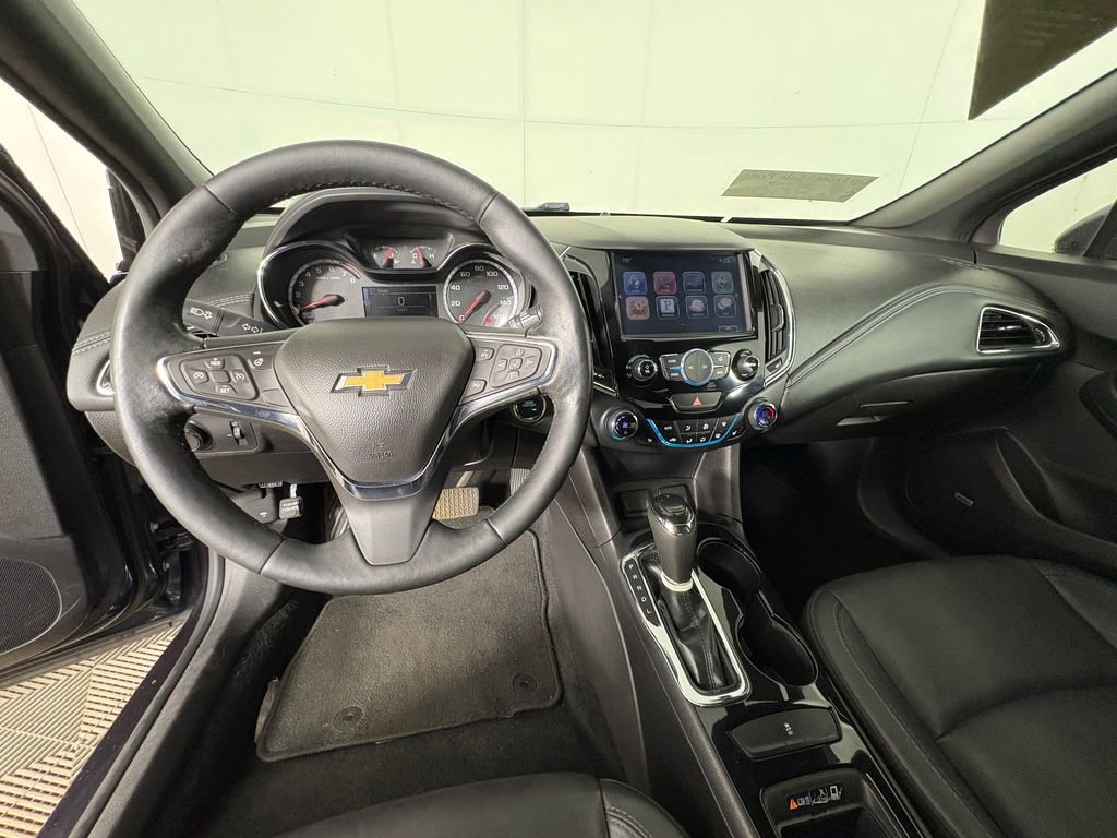 Used 2016 Chevrolet Cruze Premier FWD image 8