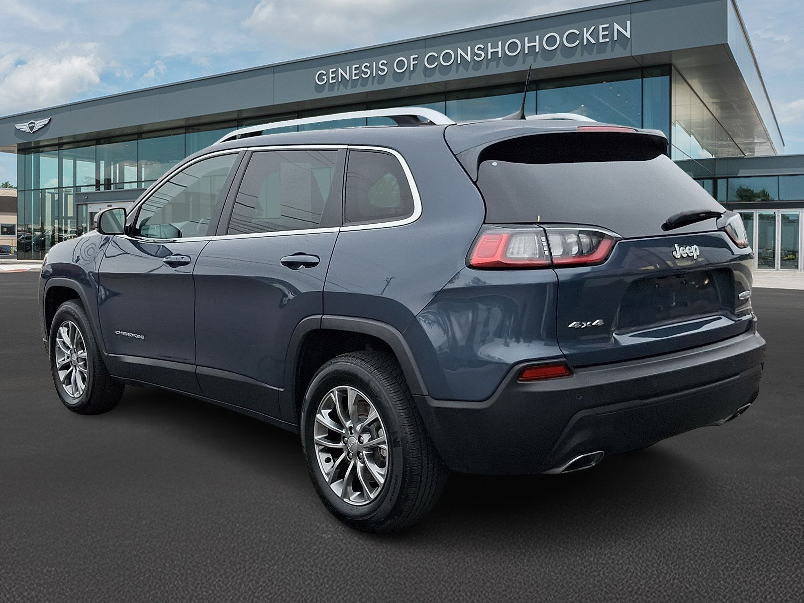 Used 2021 Jeep Cherokee Latitude Lux w/ Sun & Sound Group AWD/4WD image 4