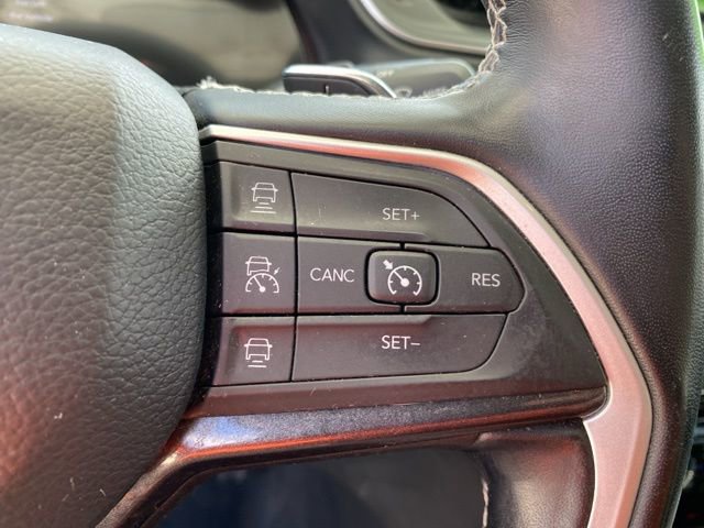 Used 2022 Jeep Grand Cherokee L Laredo w/ Luxury Tech Group I AWD/4WD image 23
