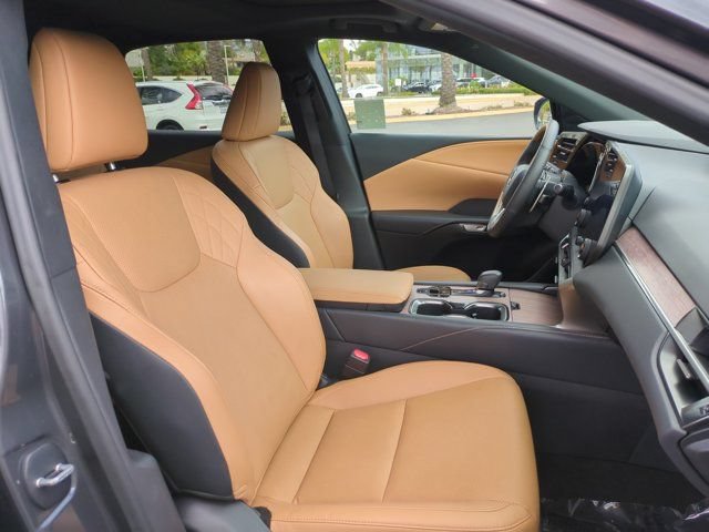 Used 2025 Lexus RX 350h w/ Convenience Package AWD/4WD image 29