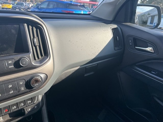 Used 2020 Chevrolet Colorado Z71 w/ Z71 Midnight Edition image 15