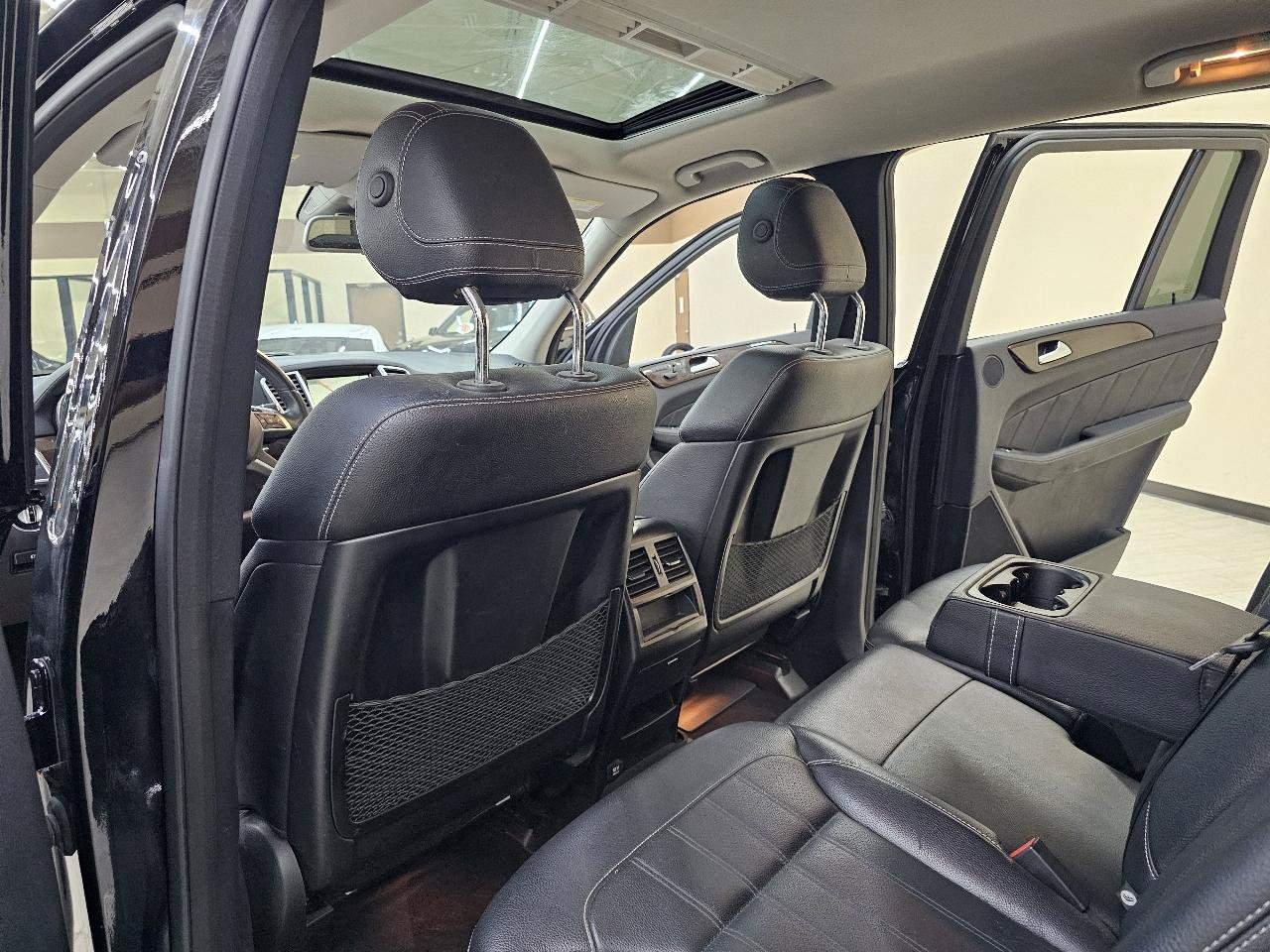 Used 2015 Mercedes-Benz GL 450 4MATIC image 27