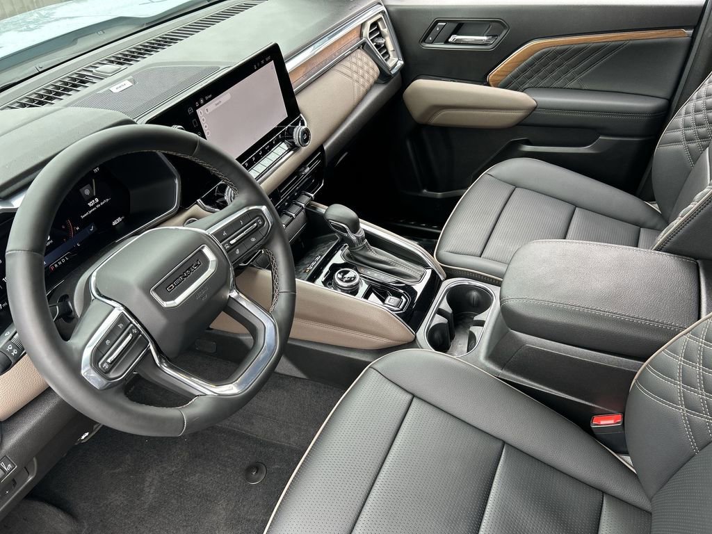 Used 2026 GMC Canyon Denali image 10