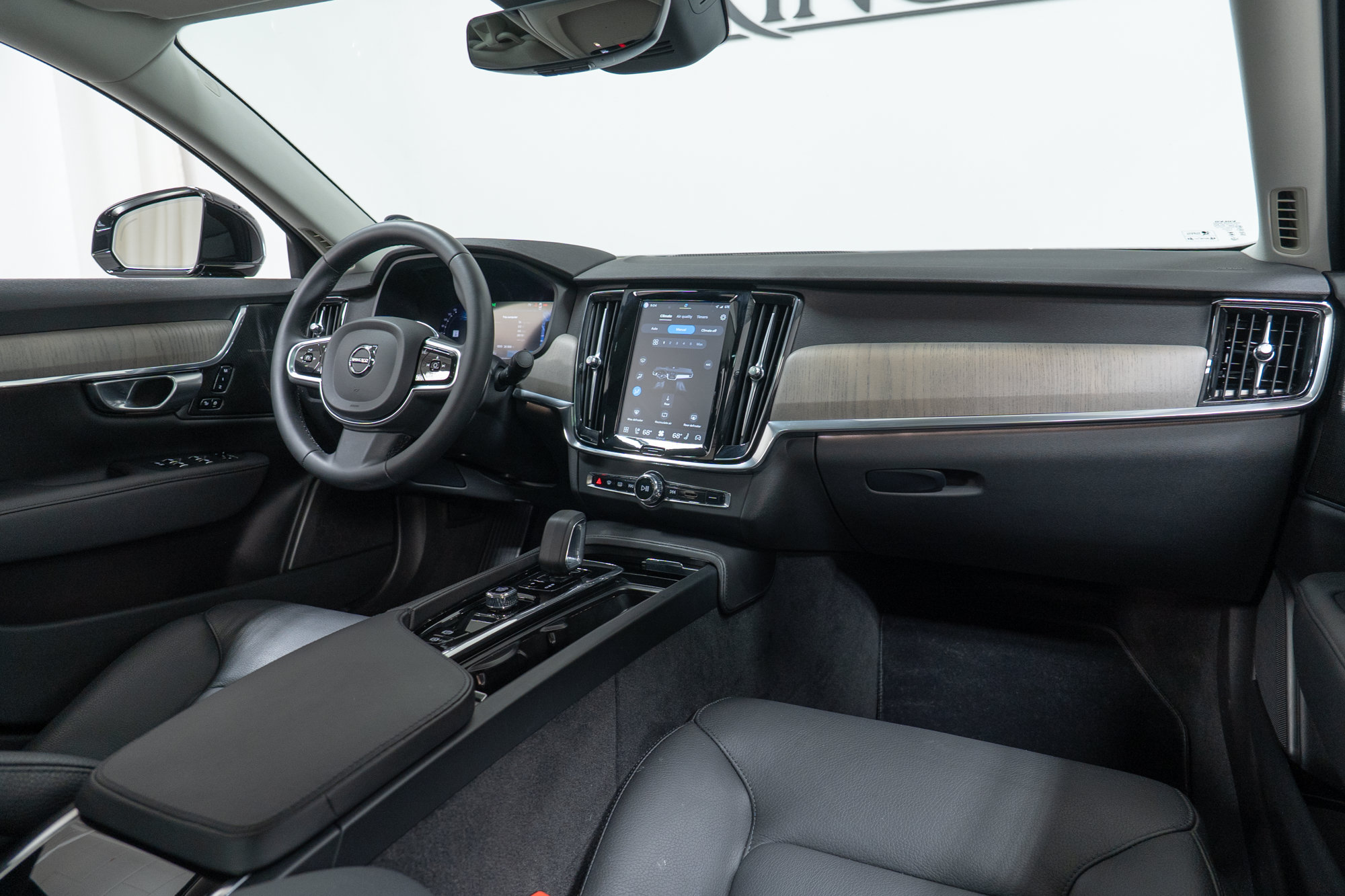 Used 2023 Volvo S90 B6 Plus w/ Protection Package Premier AWD/4WD image 14