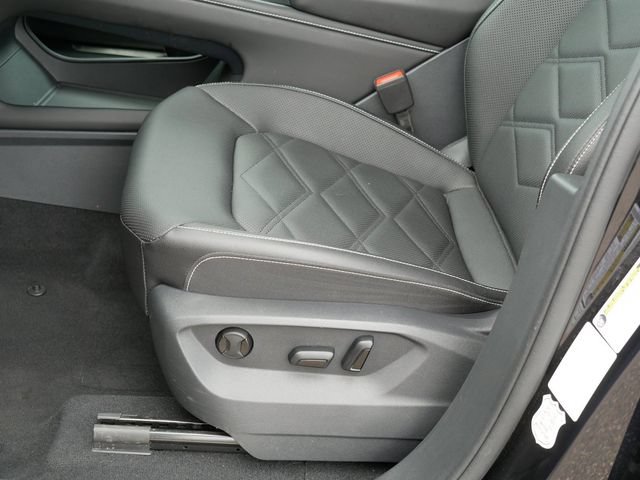 Certified 2025 Volkswagen Atlas SE AWD/4WD image 13