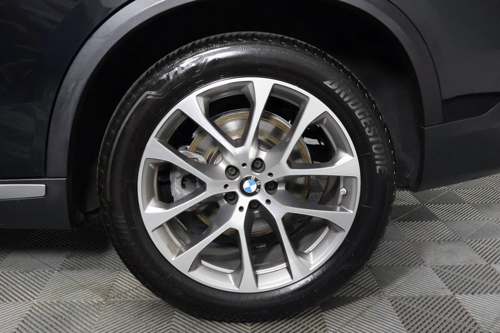 Used 2024 BMW X5 sDrive40i w/ Parking Assistance Package RWD image 16