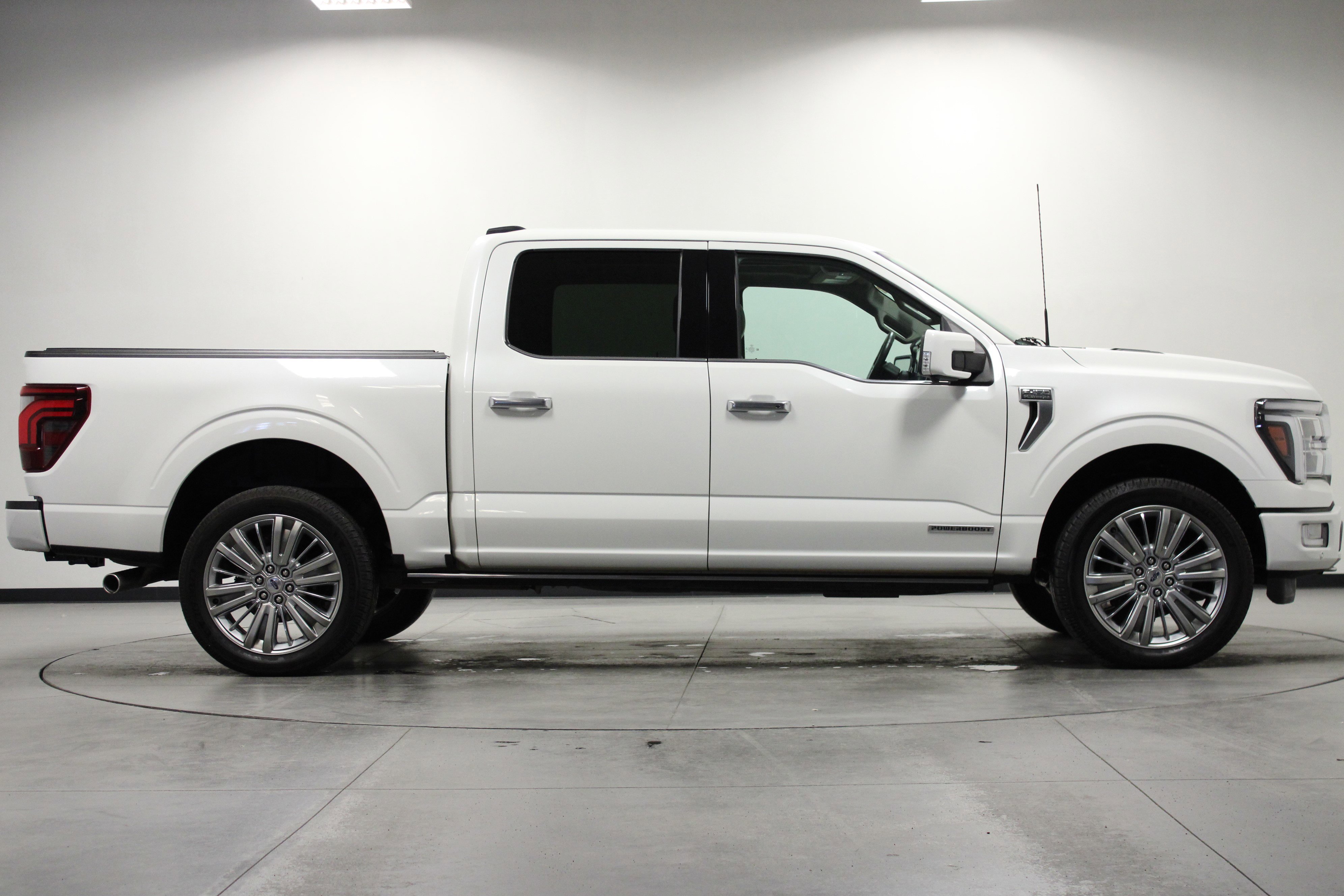 Used 2024 Ford F150 Platinum w/ Equipment Group 703A Plus AWD/4WD image 3