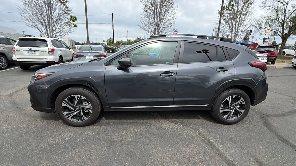 Used 2025 Subaru Crosstrek 2.0i Premium image 7