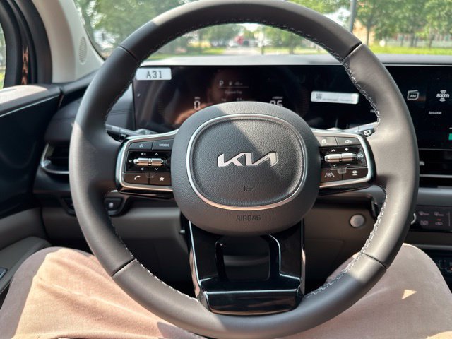 New 2026 Kia Carnival FWD image 40