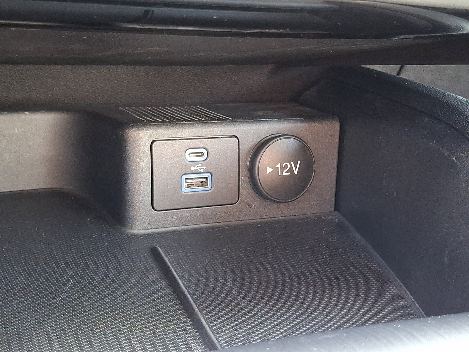 Certified 2022 Ford Escape S FWD image 25