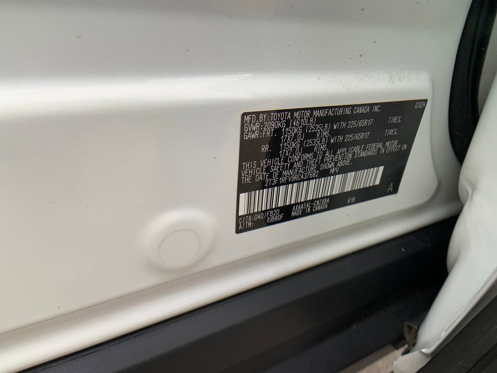 Used 2024 Toyota RAV4 LE image 30