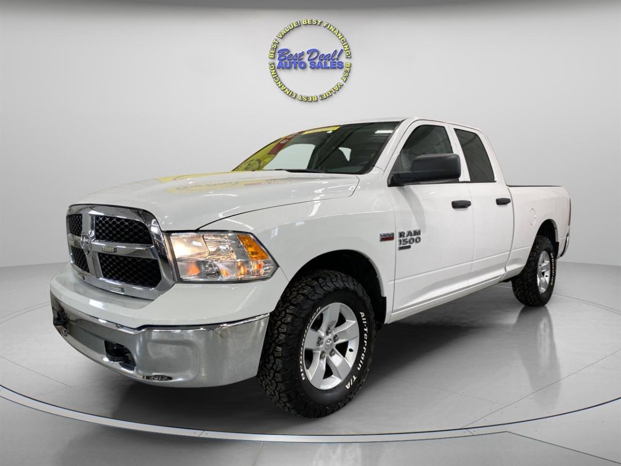 Used 2019 RAM 1500 Tradesman w/ Chrome Appearance Group AWD/4WD image 2