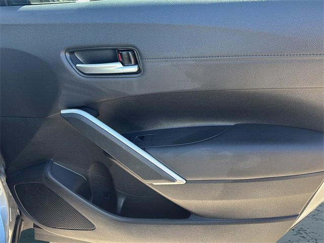 Used 2023 Toyota Corolla Cross XLE w/ Convenience Package image 10