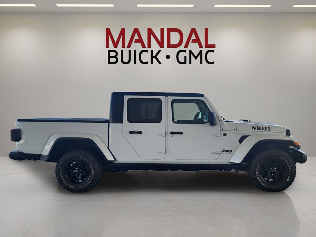 Used 2024 Jeep Gladiator Sport image 6