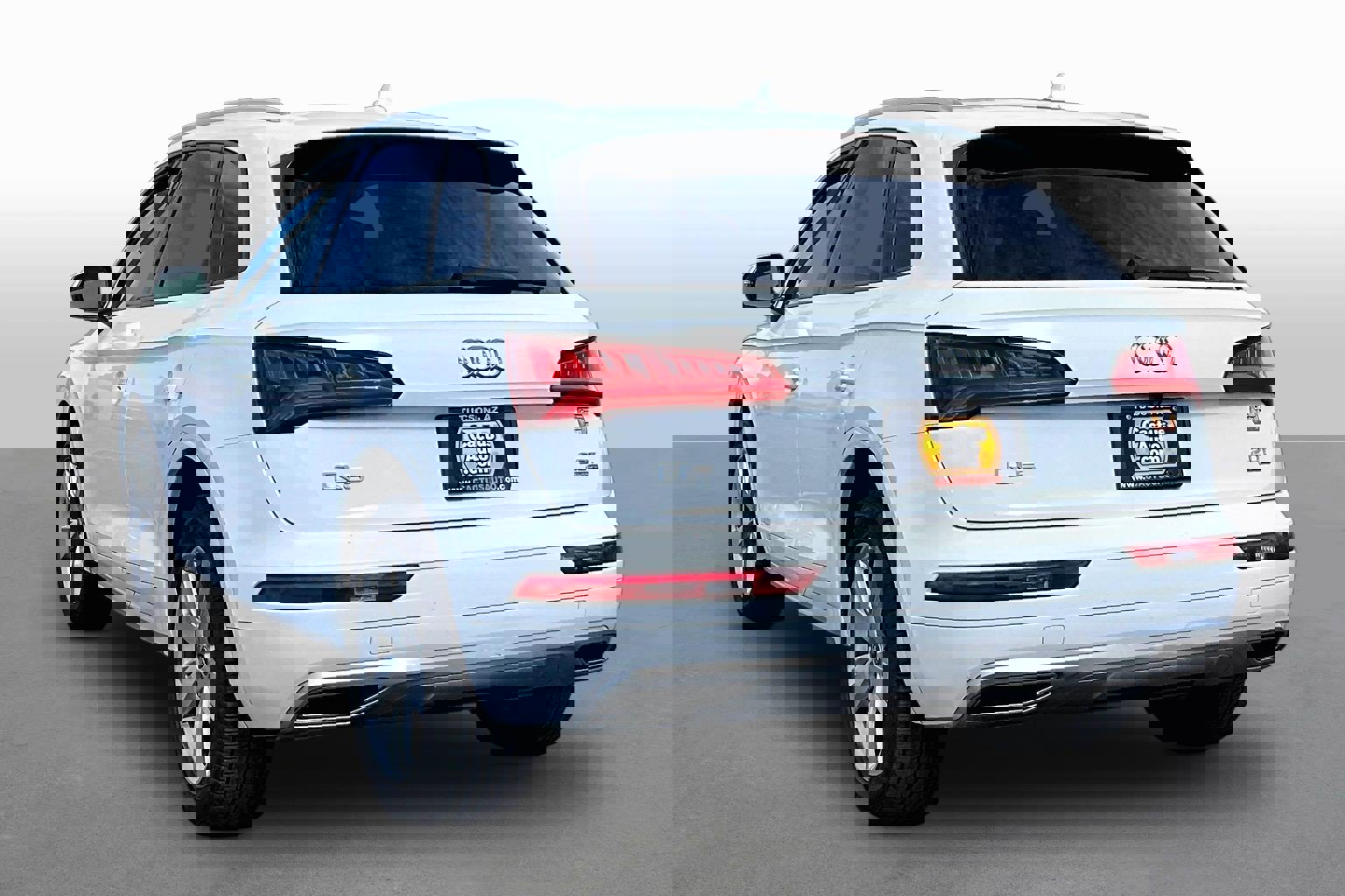 Used 2018 Audi Q5 2.0T Premium w/ Convenience Package AWD/4WD image 10