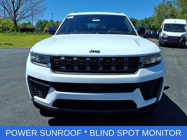 New 2026 Jeep Grand Cherokee L 4WD image 2