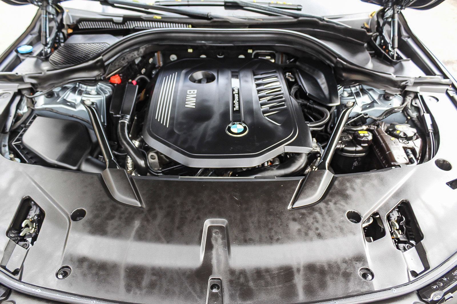 Used 2018 BMW 640i Gran Turismo xDrive image 27