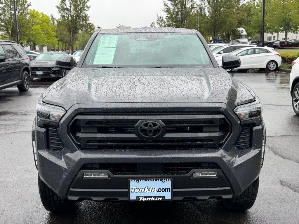 Used 2026 Toyota Tacoma SR5 AWD/4WD image 3