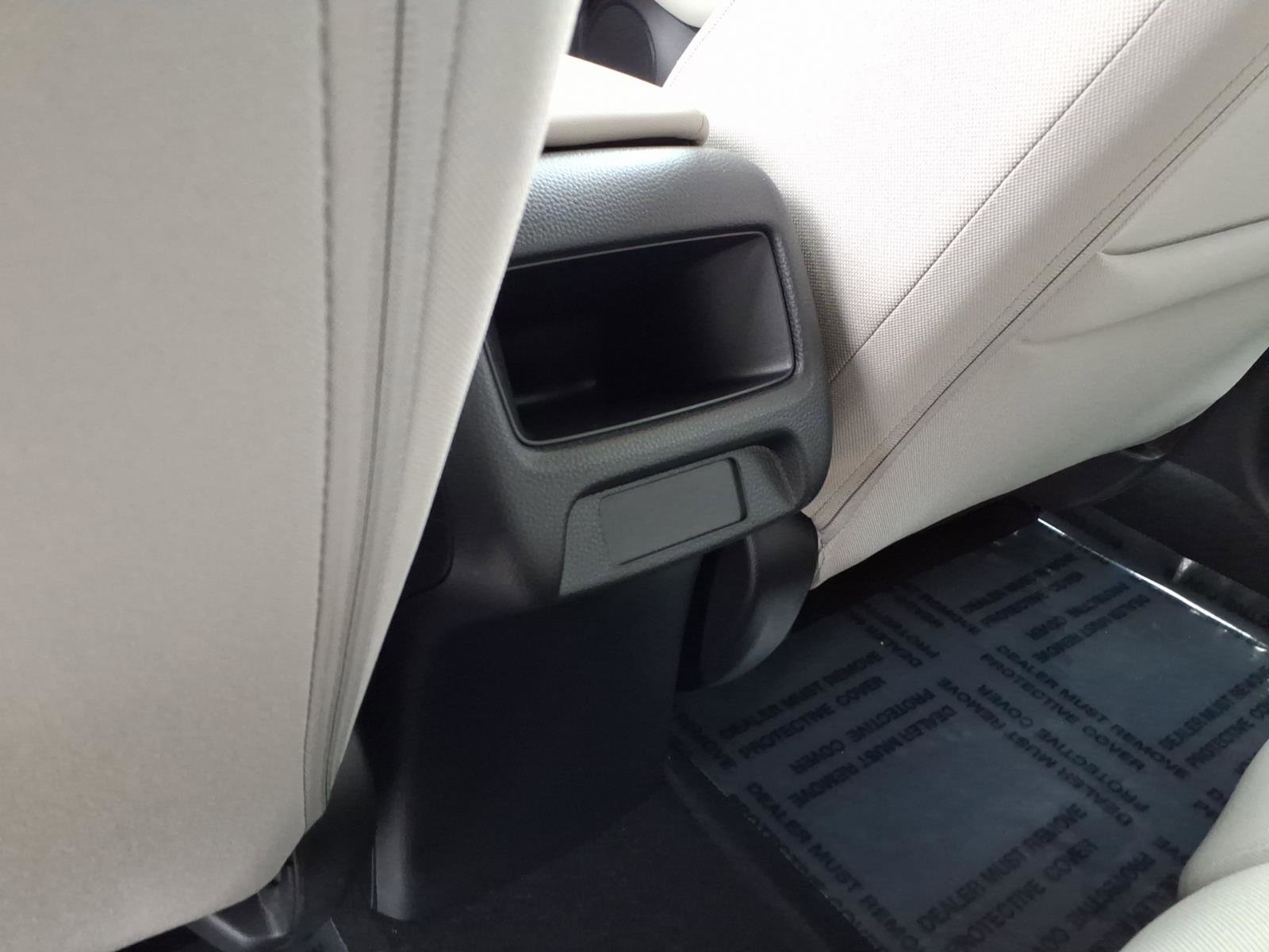 Certified 2023 Honda HR-V LX image 6