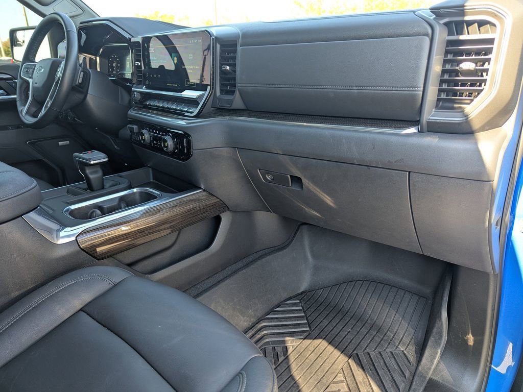 Certified 2025 Chevrolet Silverado 1500 LT Trail Boss w/ Convenience Package II image 9