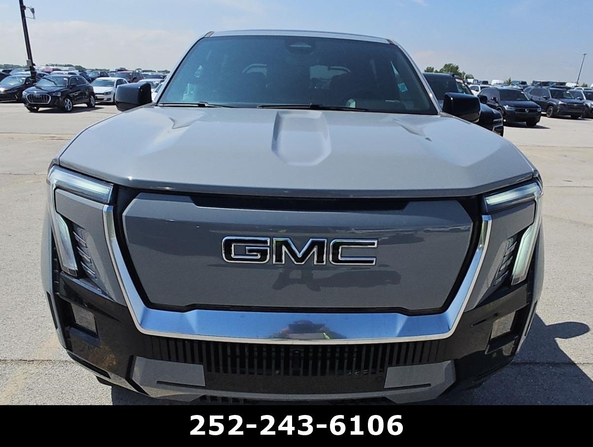 Used 2025 GMC Sierra EV Denali AWD/4WD image 5