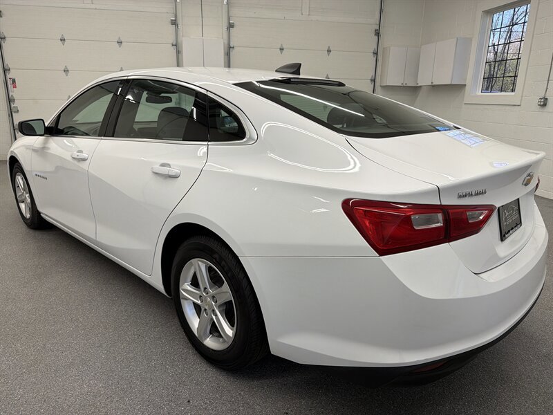 Used 2019 Chevrolet Malibu LS FWD image 7