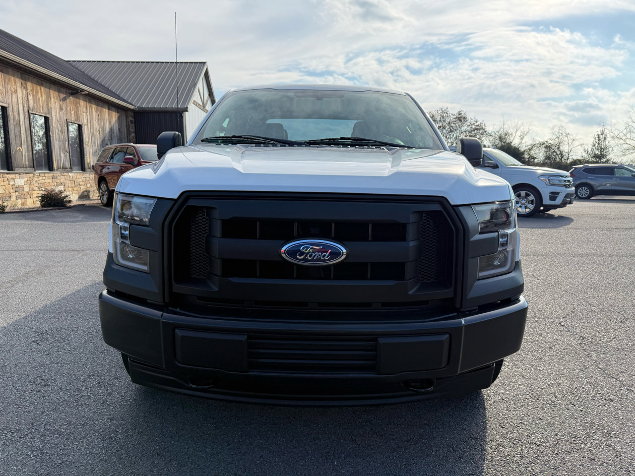 Used 2017 Ford F150 XL w/ Equipment Group 101A Mid image 10