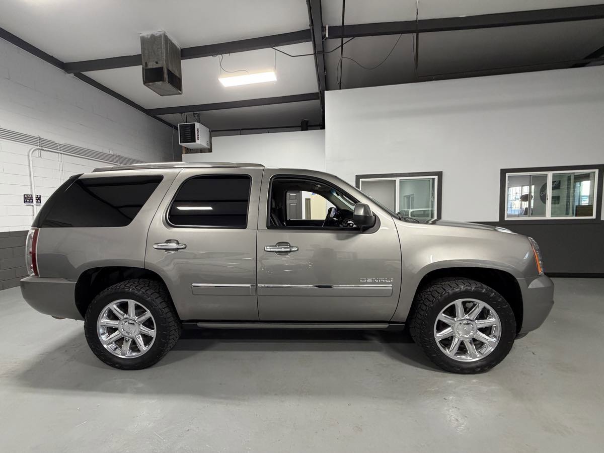 Used 2012 GMC Yukon Denali image 4