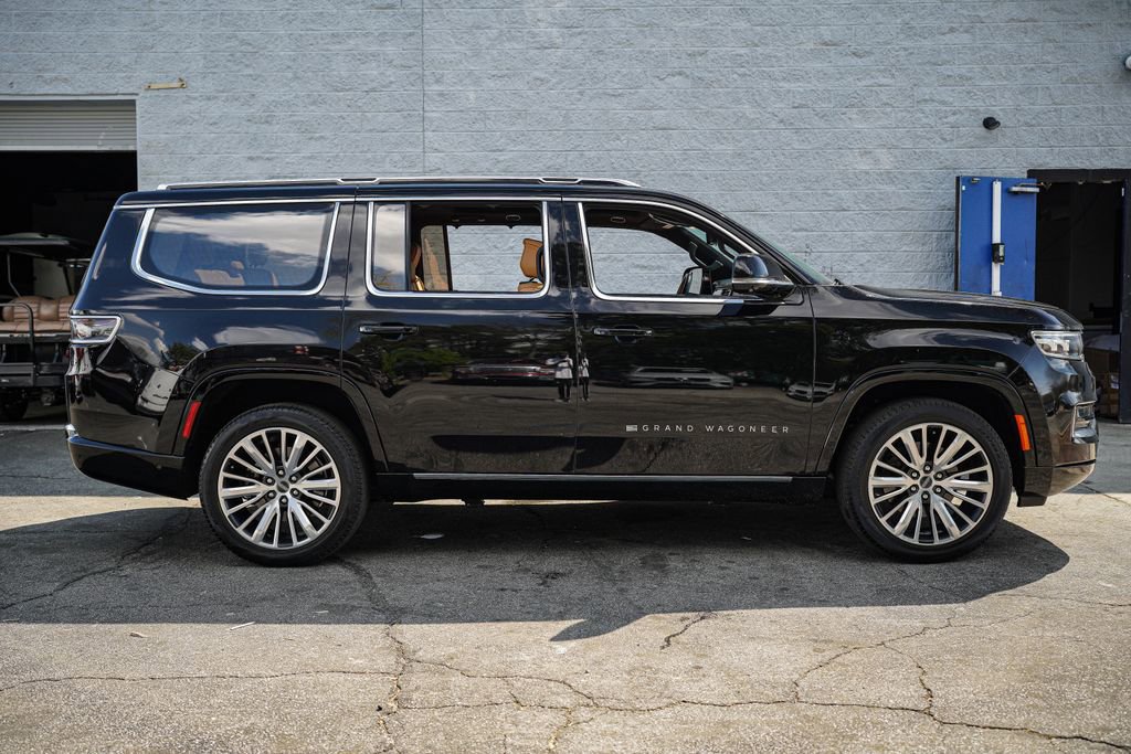 Used 2023 Jeep Grand Wagoneer Series III image 18
