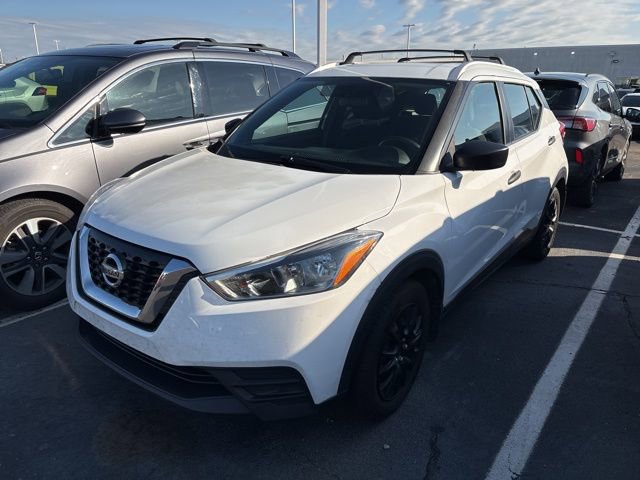 Used 2019 Nissan Kicks S w/ Exterior Package image 3