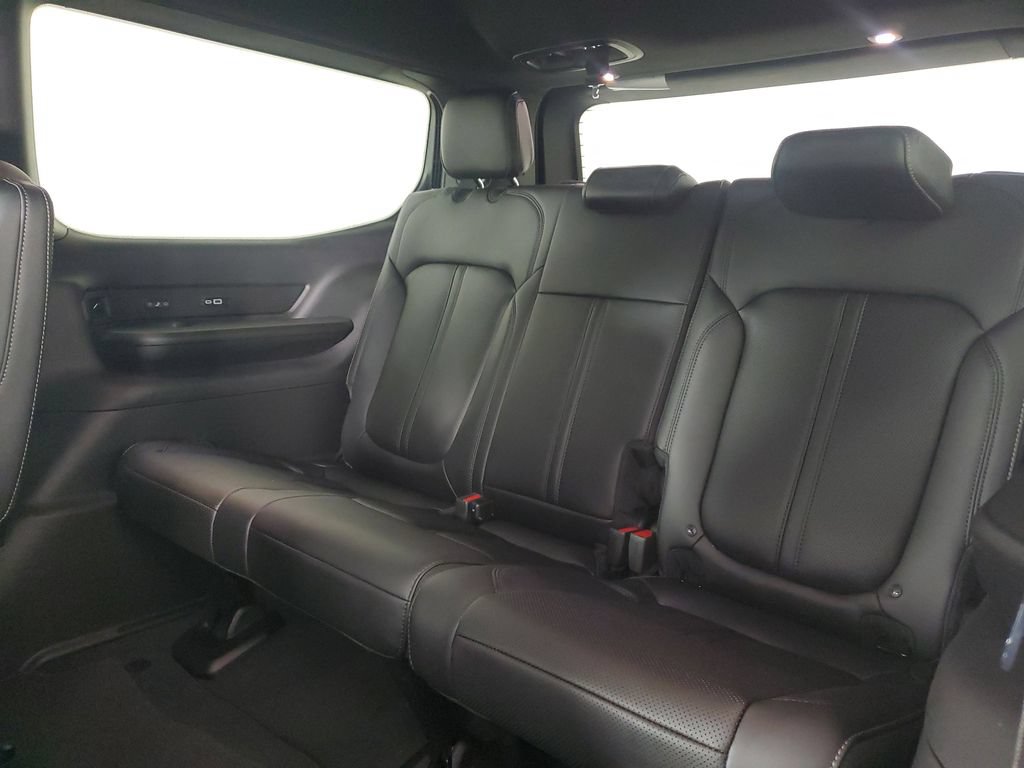 New 2026 Jeep Grand Wagoneer Limited AWD/4WD image 14