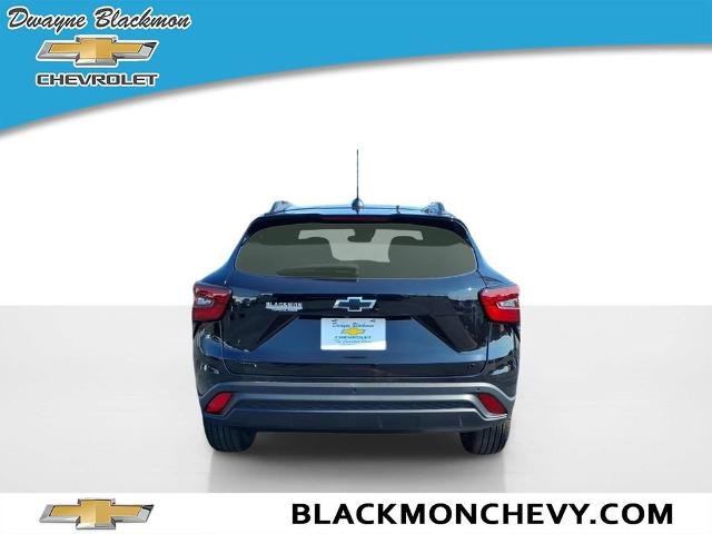 New 2026 Chevrolet Trax LT w/ Driver Confidence Package FWD image 4