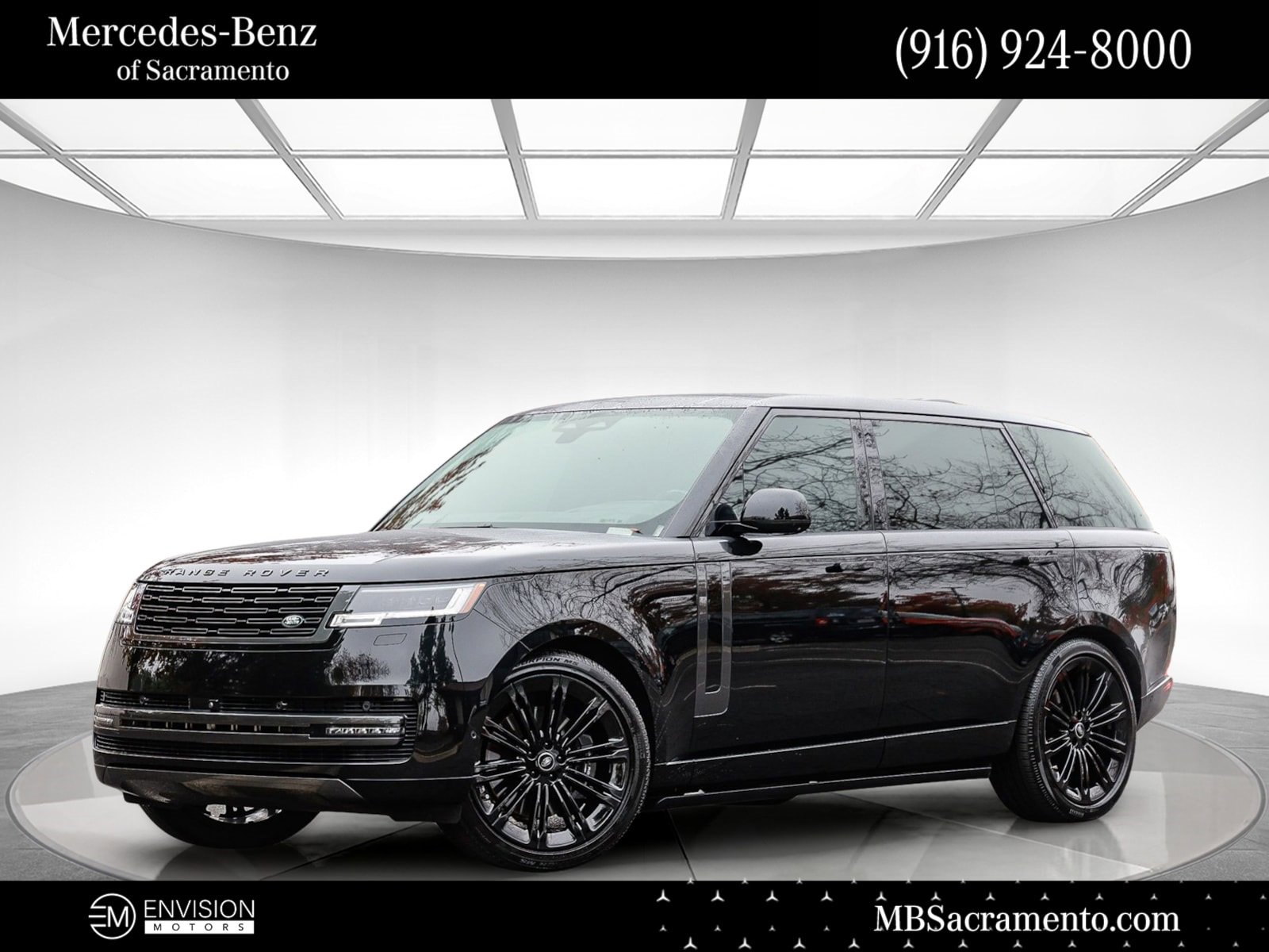 Used 2025 Land Rover Range Rover Long Wheelbase SE