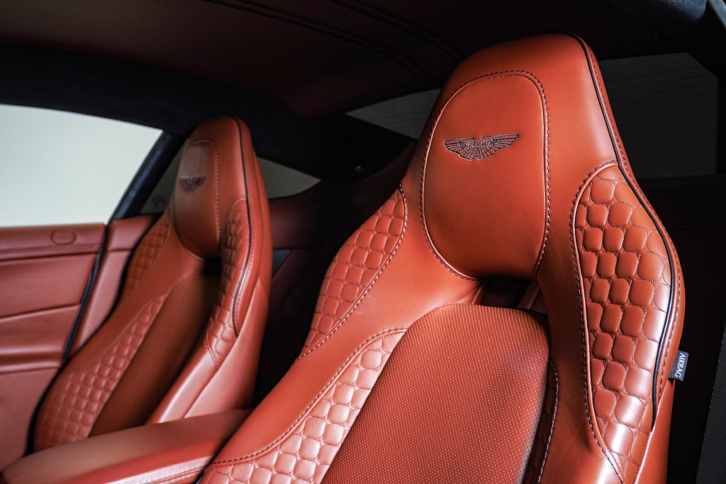 Used 2015 Aston Martin Vanquish Coupe RWD image 20