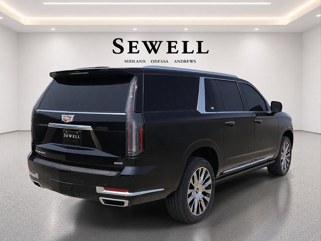 New 2026 Cadillac Escalade ESV Platinum Luxury AWD/4WD image 4