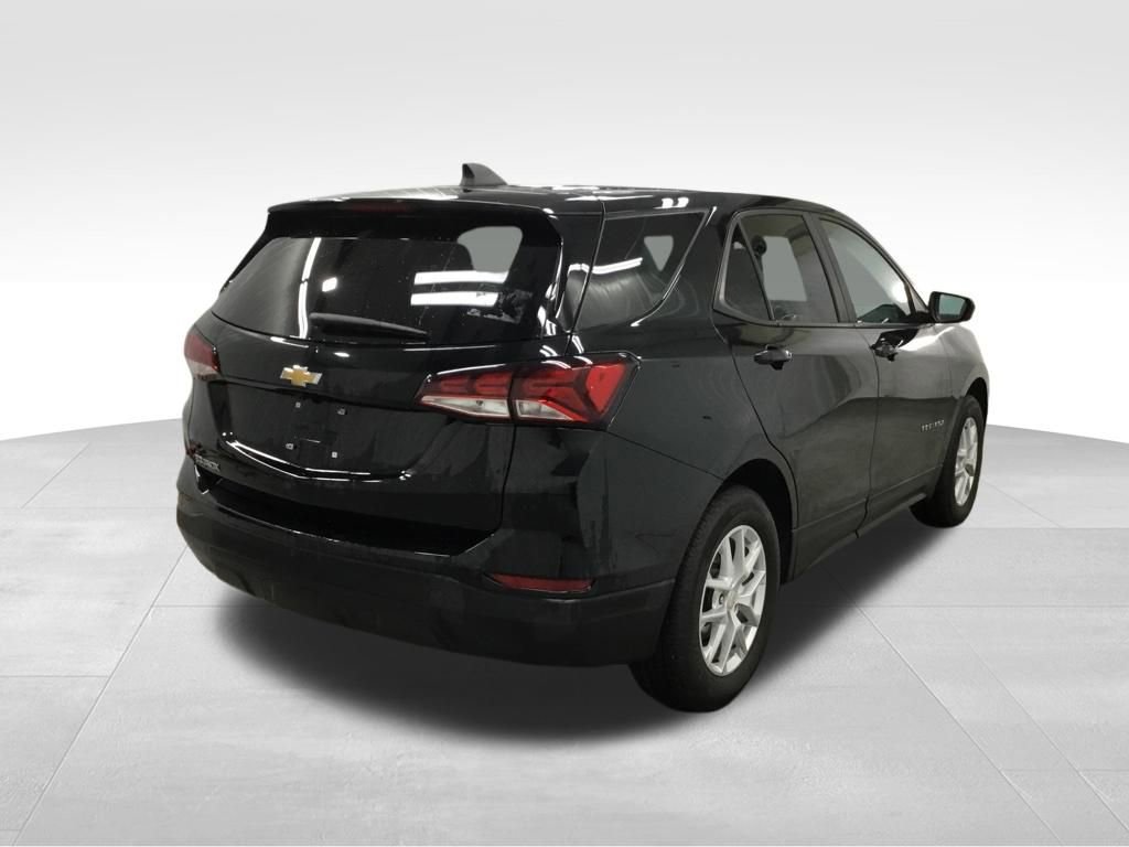 Used 2024 Chevrolet Equinox LS w/ LS Convenience Package image 15