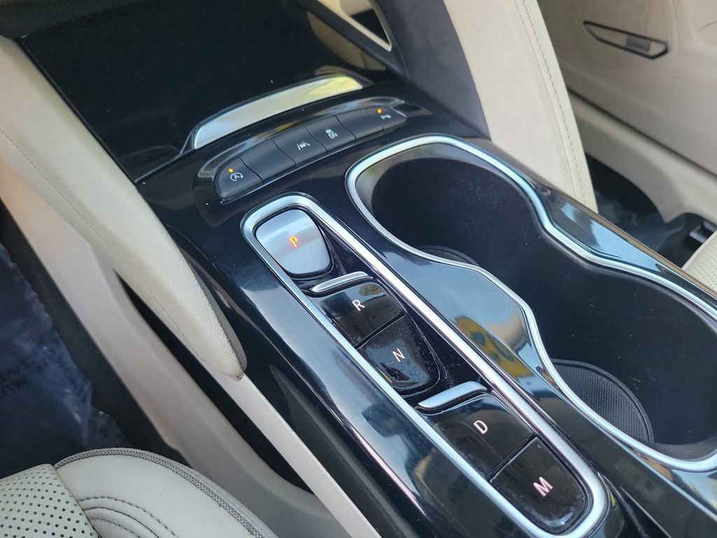 Used 2021 Buick Envision Essence w/ Technology Package I image 23