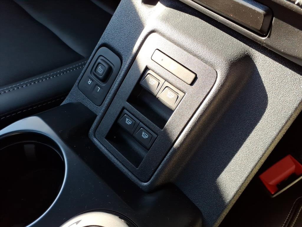 New 2025 Ford Bronco Outer Banks w/ Sasquatch Package image 18