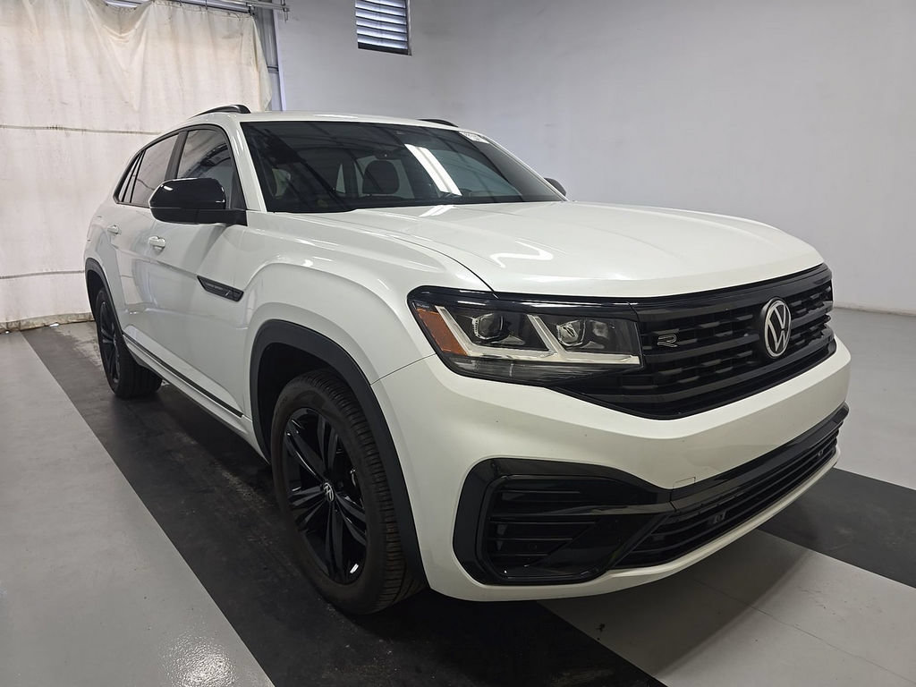 Used 2023 Volkswagen Atlas Cross Sport SEL R-Line AWD/4WD image 3