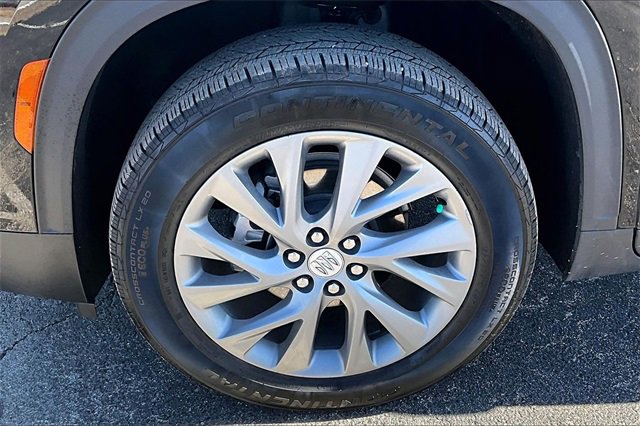 Used 2025 Buick Enclave Preferred image 34