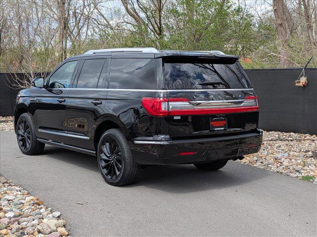 Used 2020 Lincoln Navigator Reserve w/ Equipment Group 208A Reserve image 3