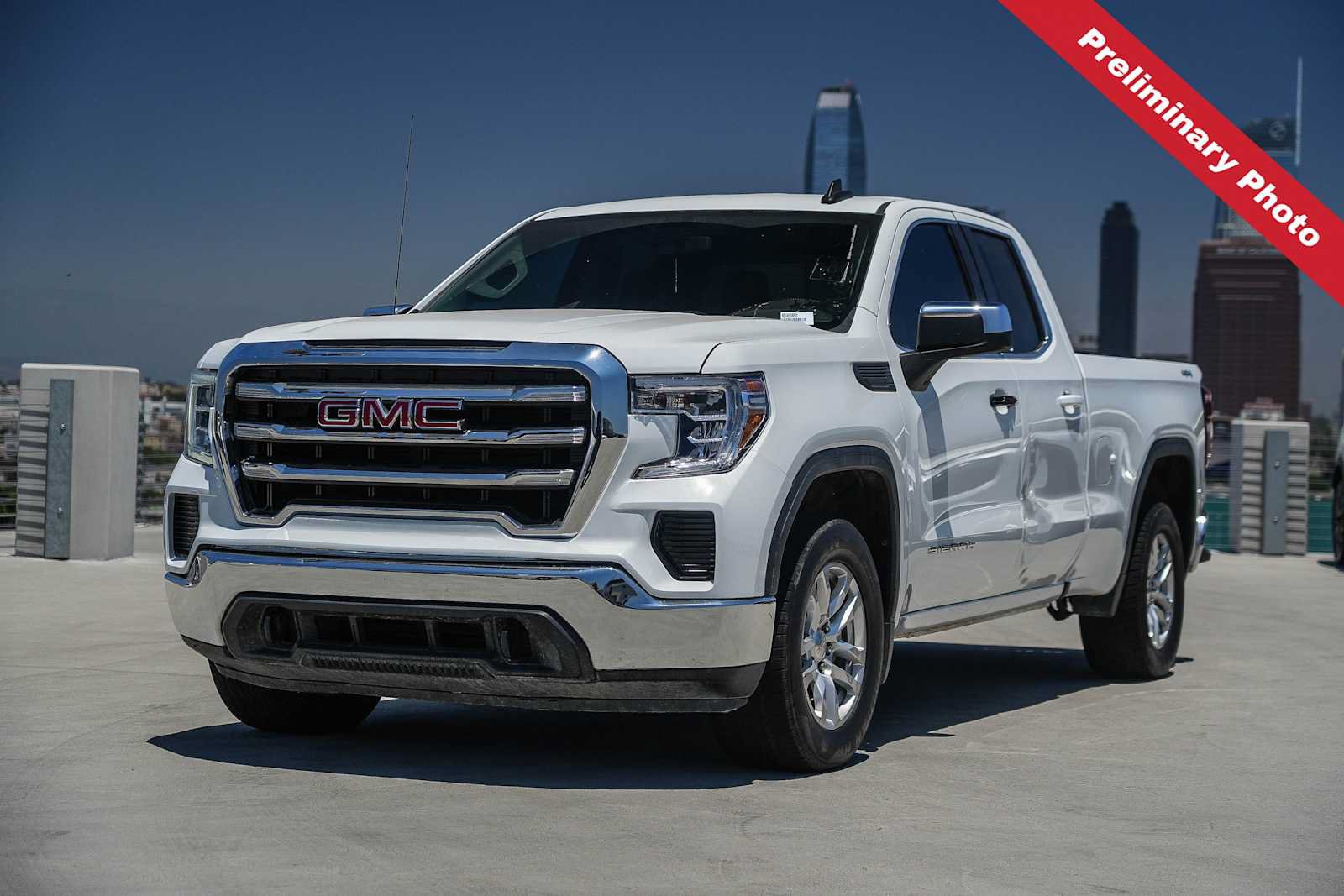 Used 2022 GMC Sierra 1500 SLE AWD/4WD image 1