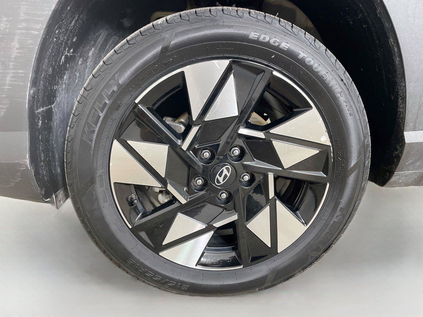 Used 2025 Hyundai Kona SEL AWD/4WD image 27