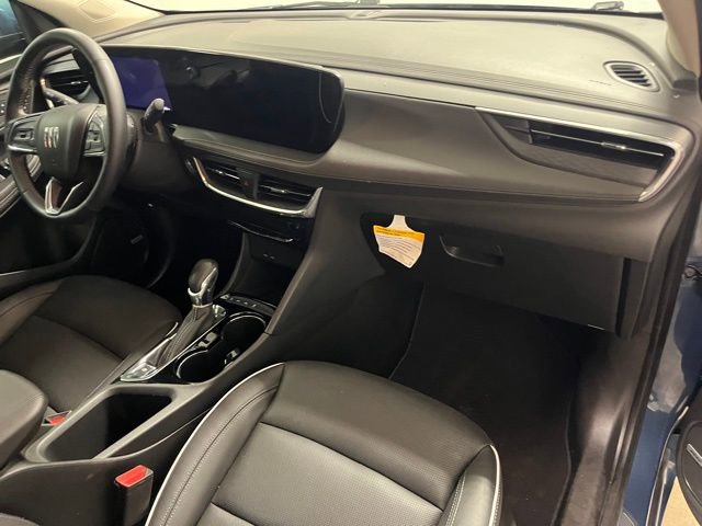 Used 2024 Buick Encore GX Avenir w/ Avenir Convenience Package image 15