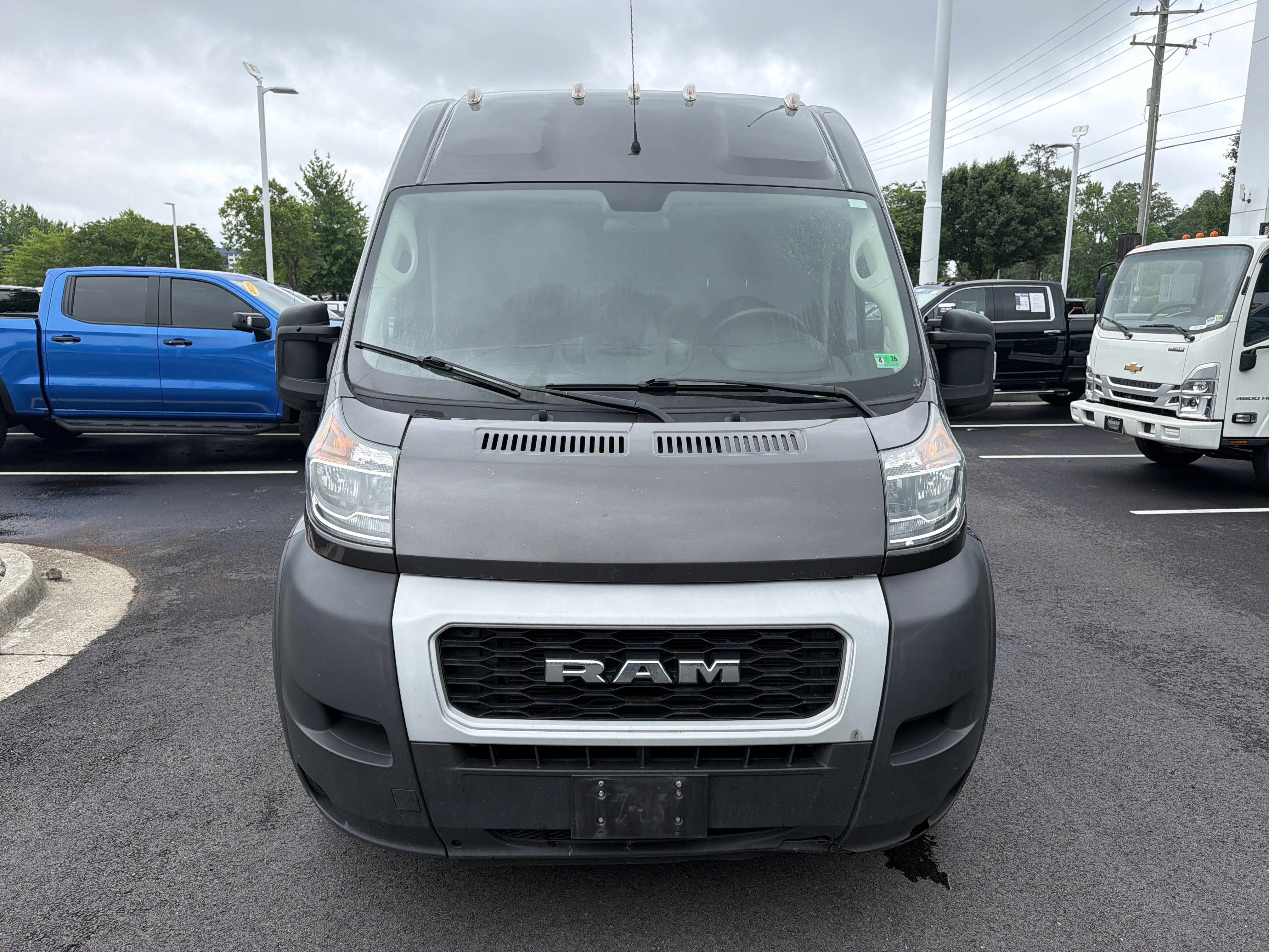 Used 2021 RAM ProMaster 2500 w/ Convenience Group FWD image 3
