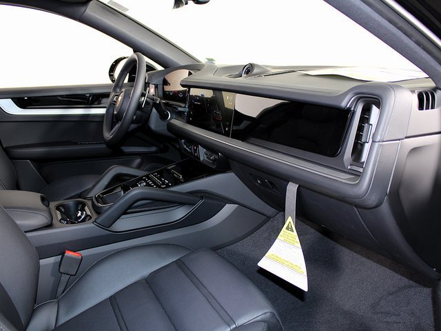 New 2026 Porsche Cayenne E-Hybrid Coupe AWD/4WD image 27