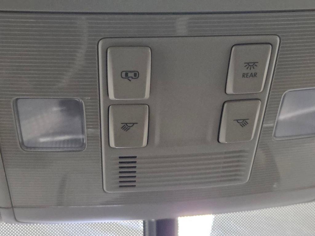 Used 2018 Volkswagen Atlas SE image 26