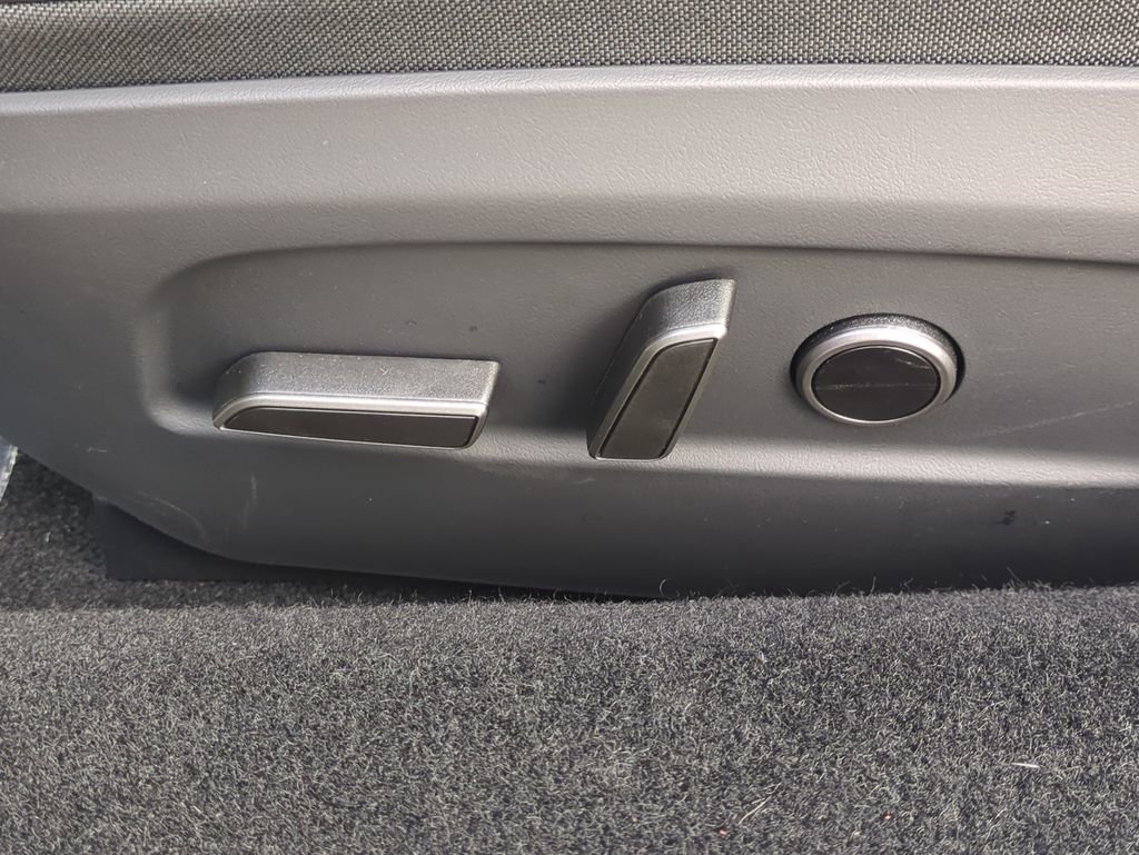 Used 2025 Tesla Model 3 Long Range image 20