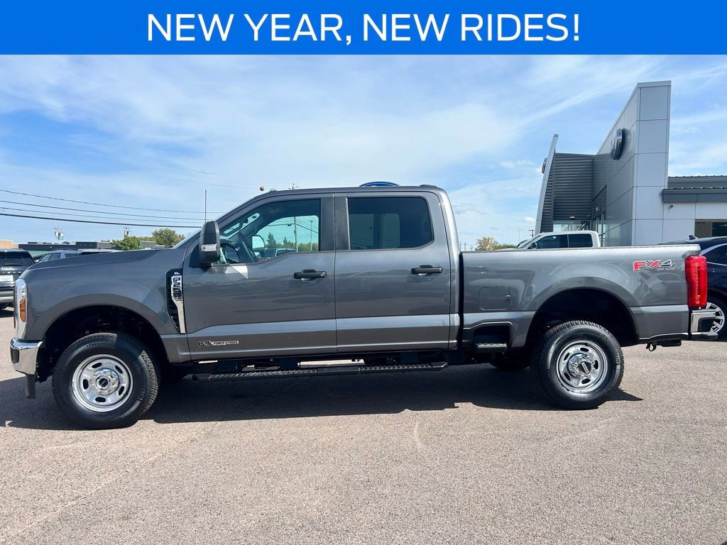 New 2025 Ford F250 XL image 3